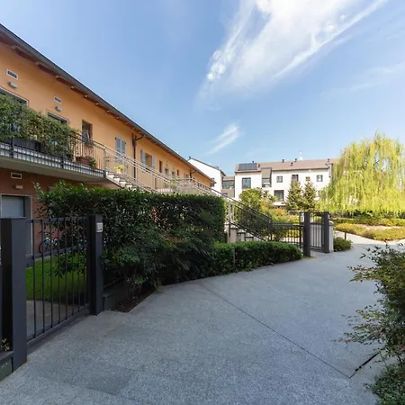 Spacious & Stylish 1-bedroom With Terrace Milaan