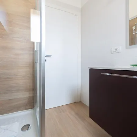 Spacious & Stylish 1-bedroom With Terrace Milaan