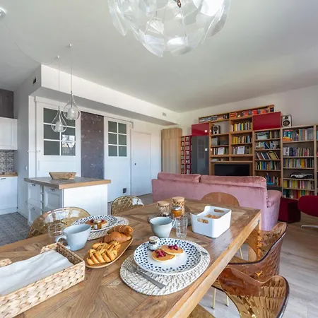 Spacious & Stylish 1-bedroom With Terrace Appartement
