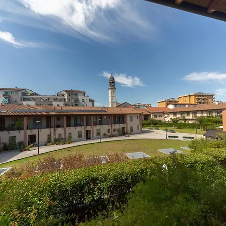 Lejlighed Spacious & Stylish 1-bedroom With Terrace Milano
