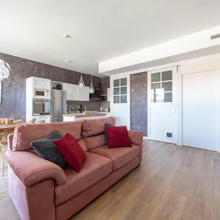 Spacious & Stylish 1-bedroom With Terrace Milano